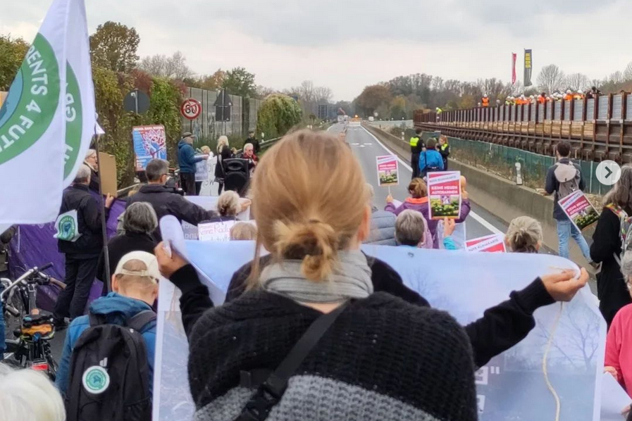 Behelfsbrücke einweihen? Kein Grund zum Feiern!